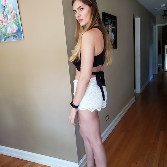 White Lace Forever 21 Shorts - Picture 2 of 5